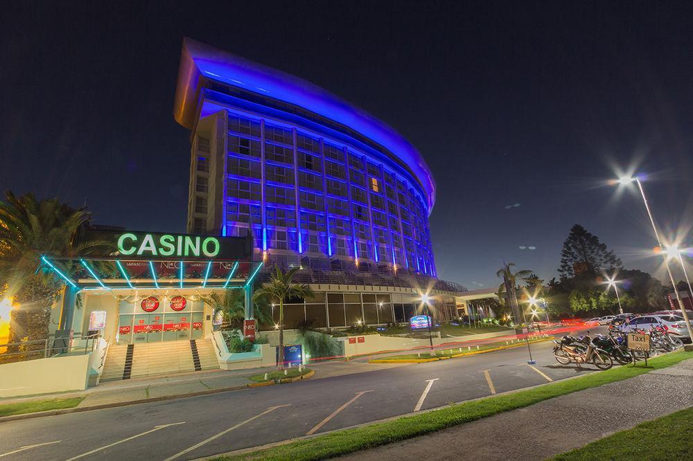 Howard Johnson Plaza Resort & Casino Mayorazgo Paraná Exterior foto Casino Marina del Sol